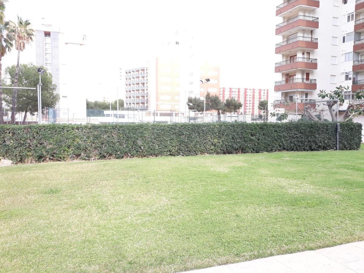 Valldigna 7 Playa De Gandia Solo Familias Kültér fotó